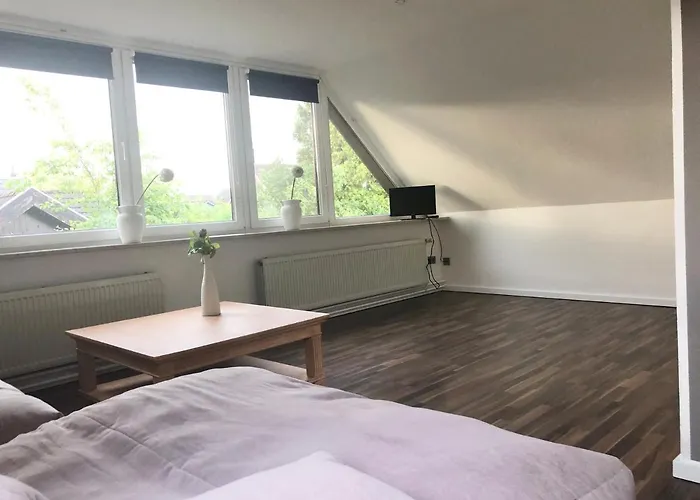 아파트 Kieler Forde 2 *